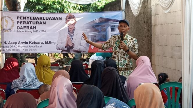 
					Sosialisasi Perda Ekonomi Kreatif Jawa Barat Digelar Dewan Jabar Asep Arwin Kotsara