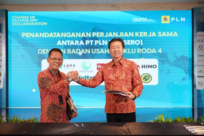 
					Kembangkan Ekosistem EV PLN Ajak Pihak Swasta untuk Tambah SPKLU di Jakarta